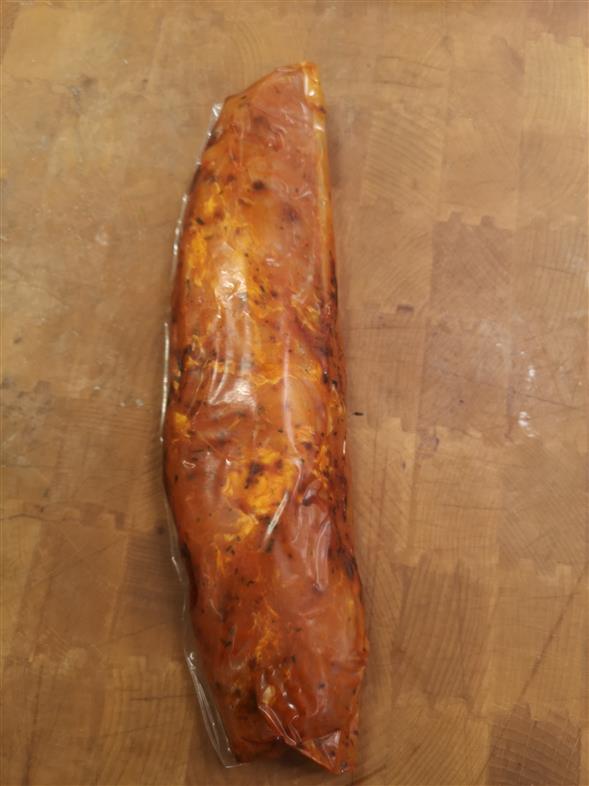 Hel marineret svinemørbrad (tomat/ramsløg-marineret)